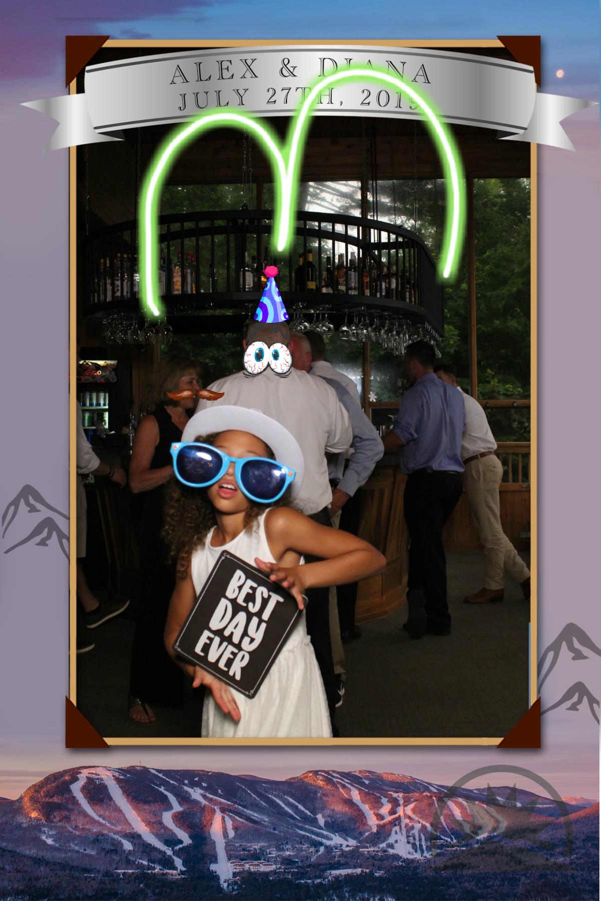 Diana and Alex's Wedding | View more photos from the event at gallery.mainemagicmirror.com/u/MaineMagicMirror/Diana-and-Alexs-Wedding
